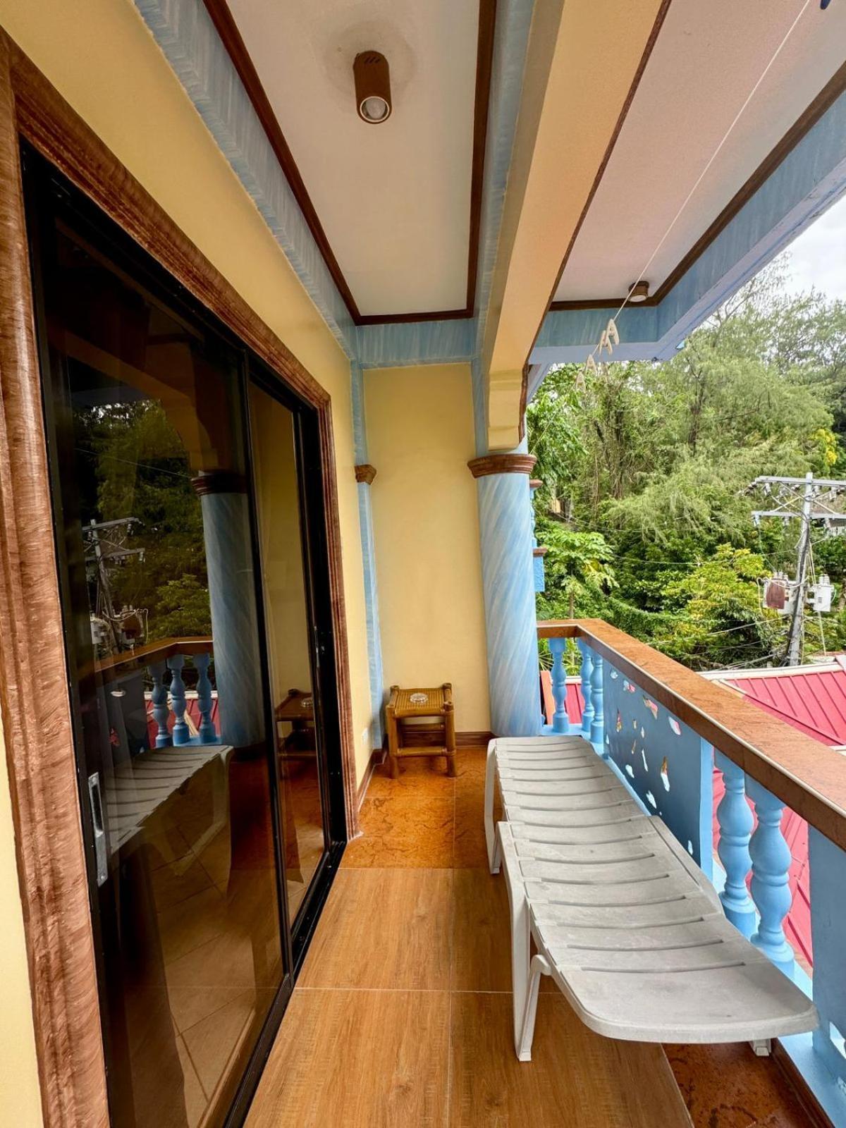 Ocean Breeze Inn Manoc-Manoc Dış mekan fotoğraf