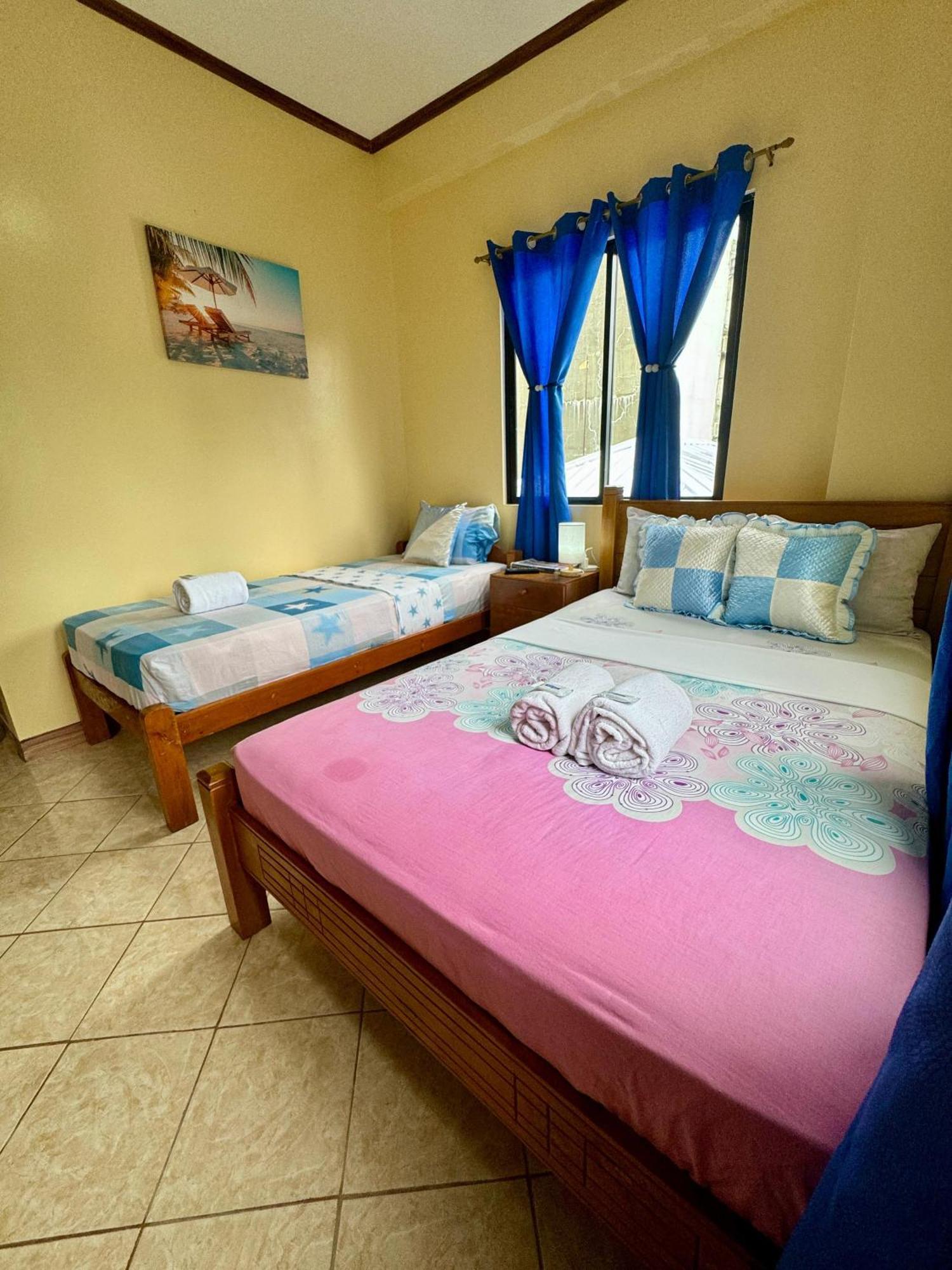 Ocean Breeze Inn Manoc-Manoc Oda fotoğraf