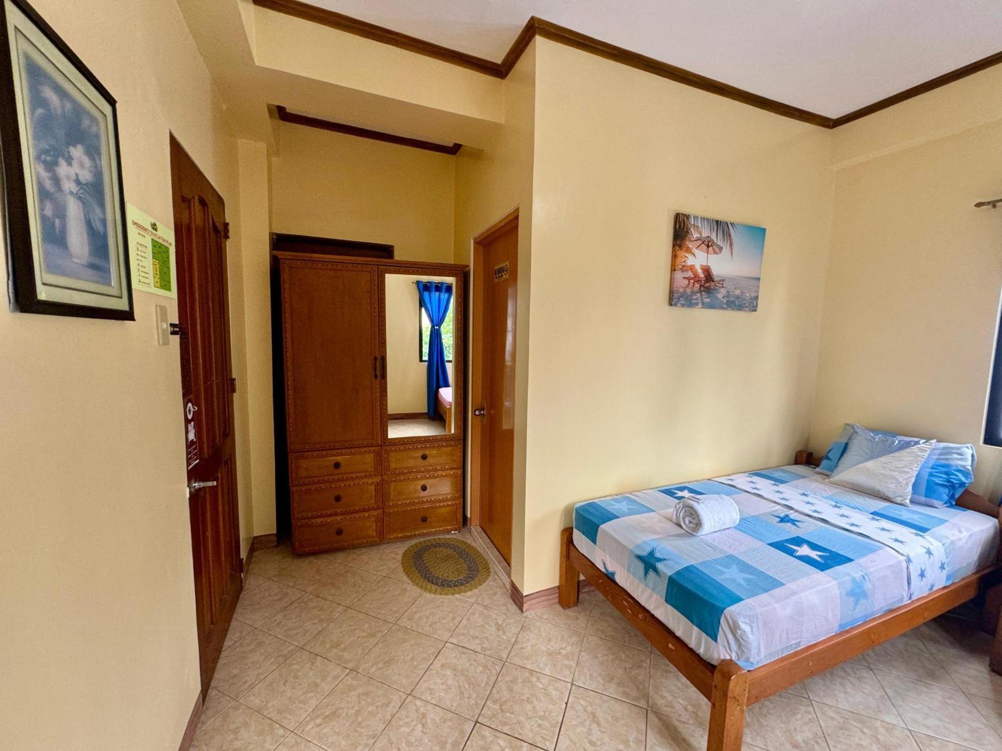 Ocean Breeze Inn Manoc-Manoc Oda fotoğraf