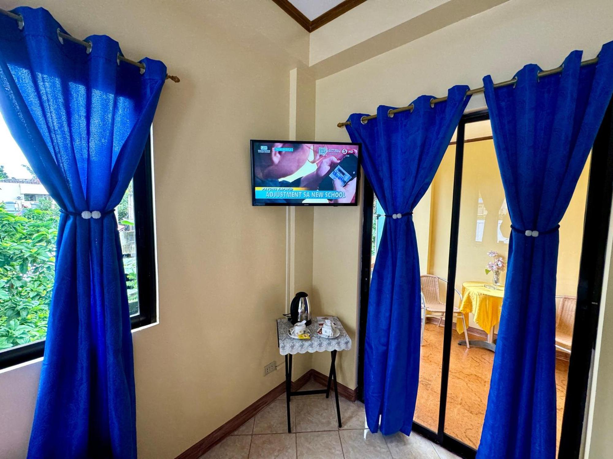 Ocean Breeze Inn Manoc-Manoc Dış mekan fotoğraf