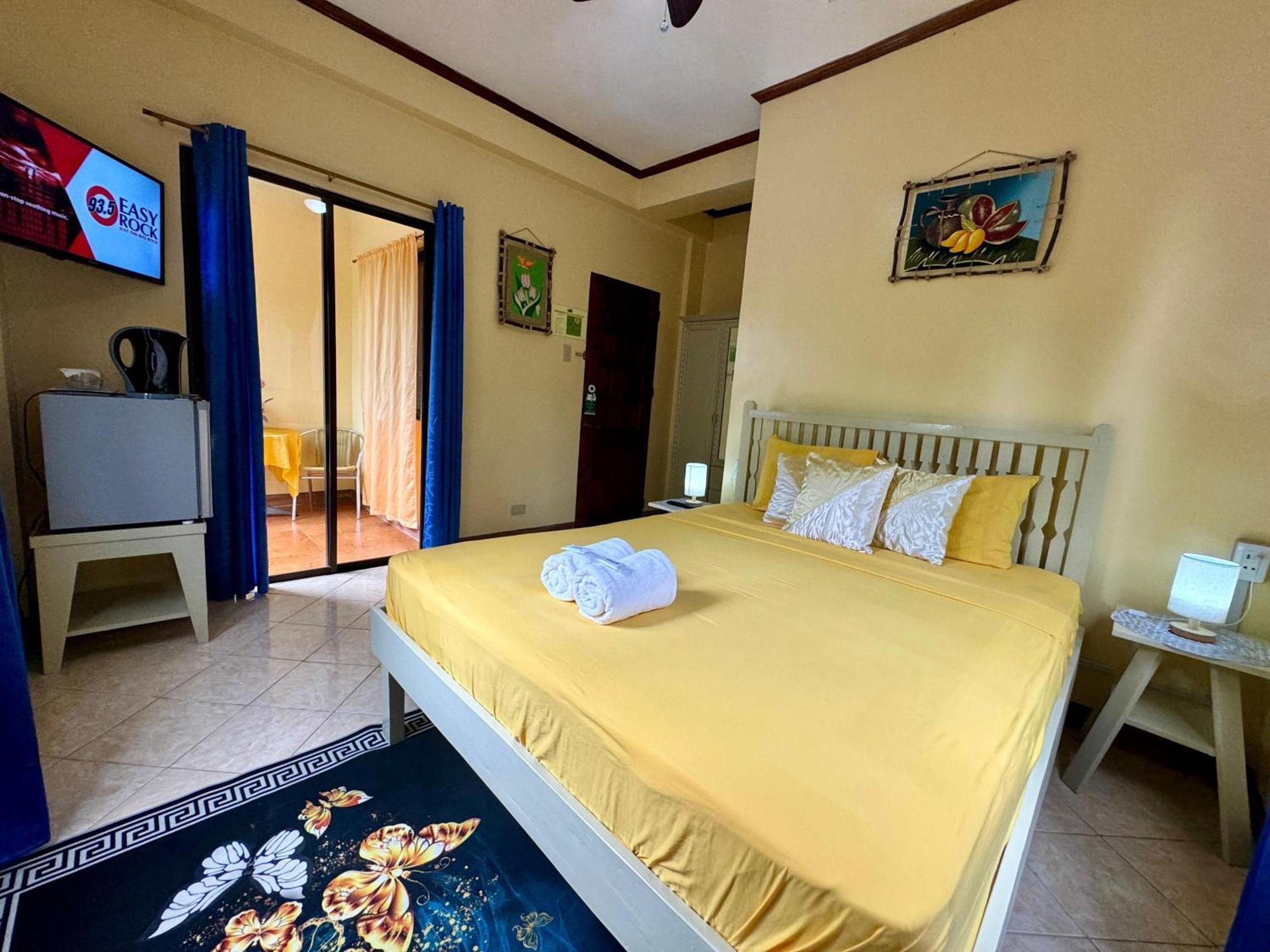 Ocean Breeze Inn Manoc-Manoc Dış mekan fotoğraf